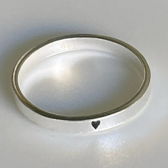 Sterling Silver Ring Heart Minimalist Band​ - Picture 9 of 12